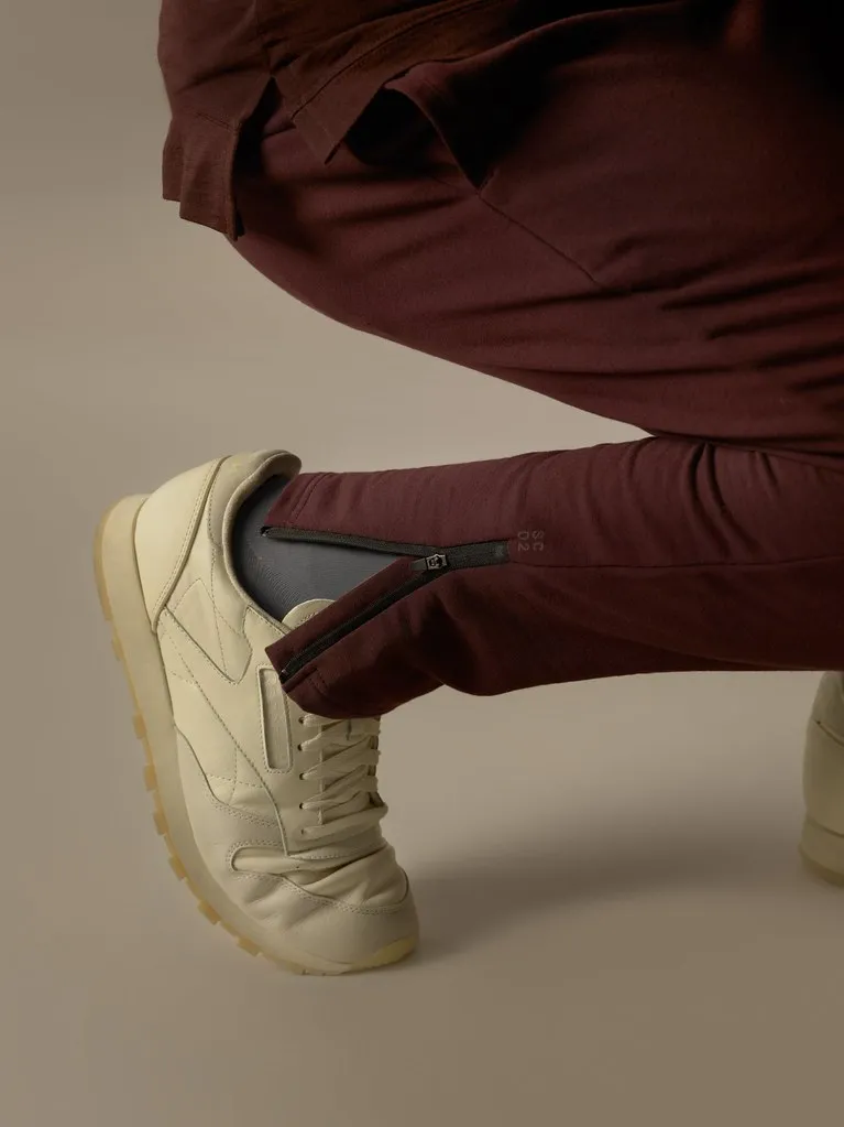 State Concepts — ankle zip detail