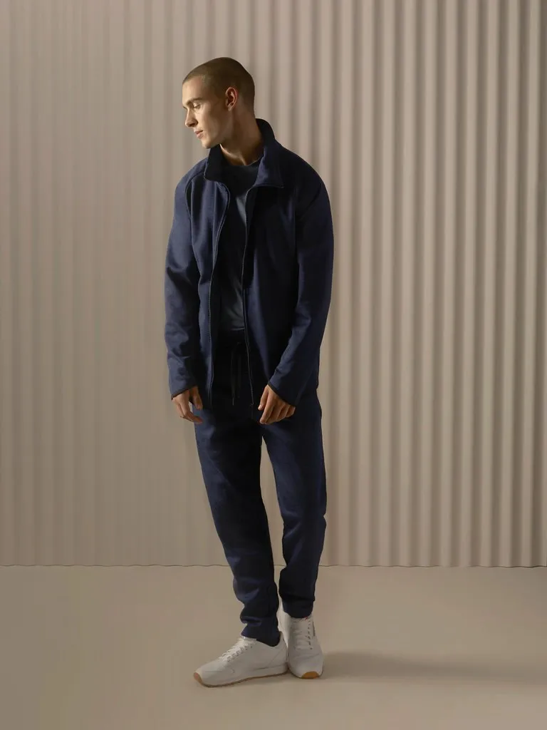 State Concepts — lookbook — navy knit set