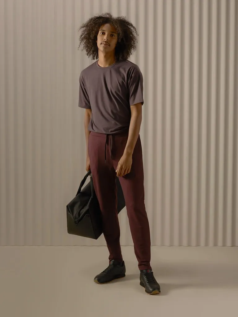 State Concepts — burgundy set, holdall
