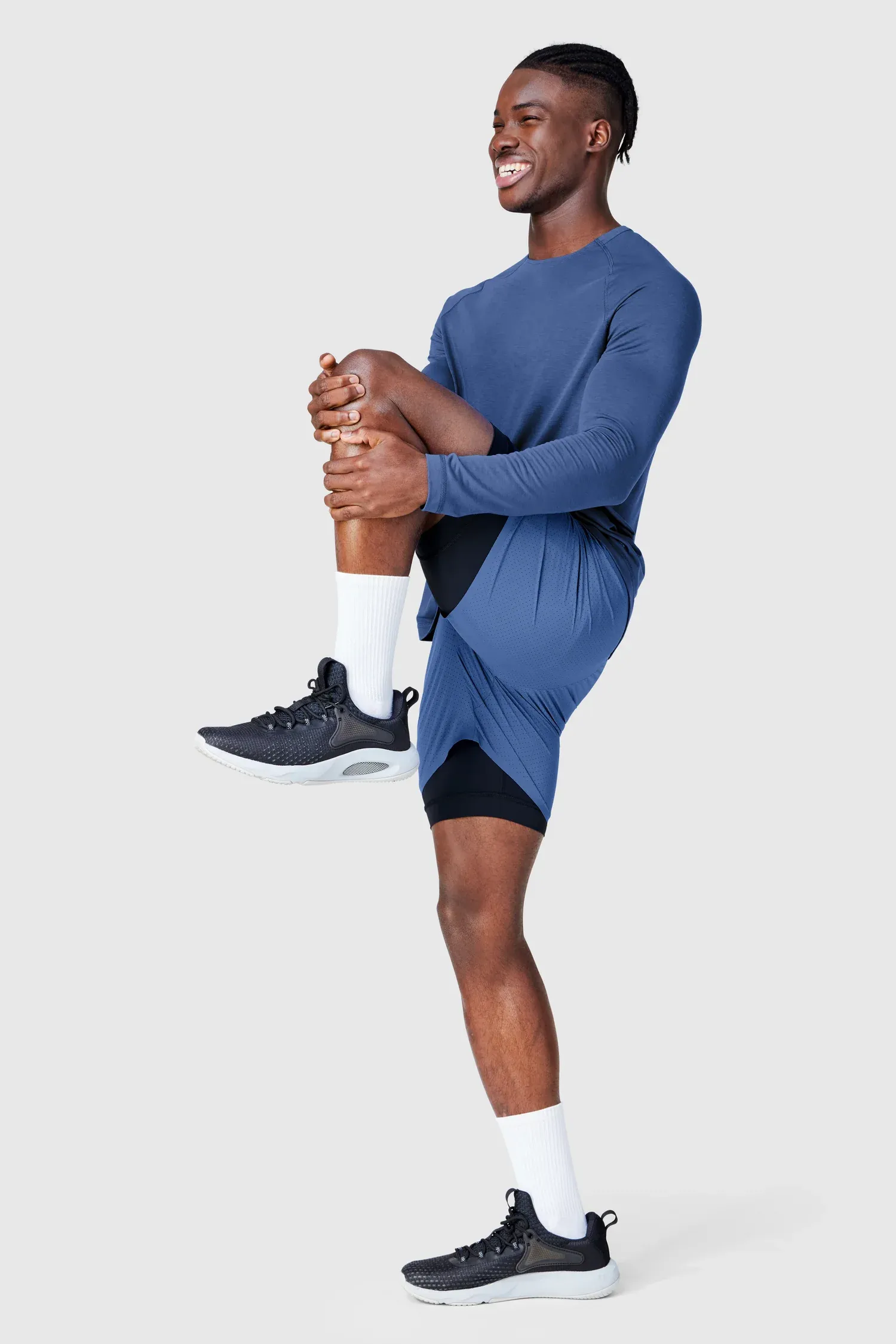 Aviate — stretch training short