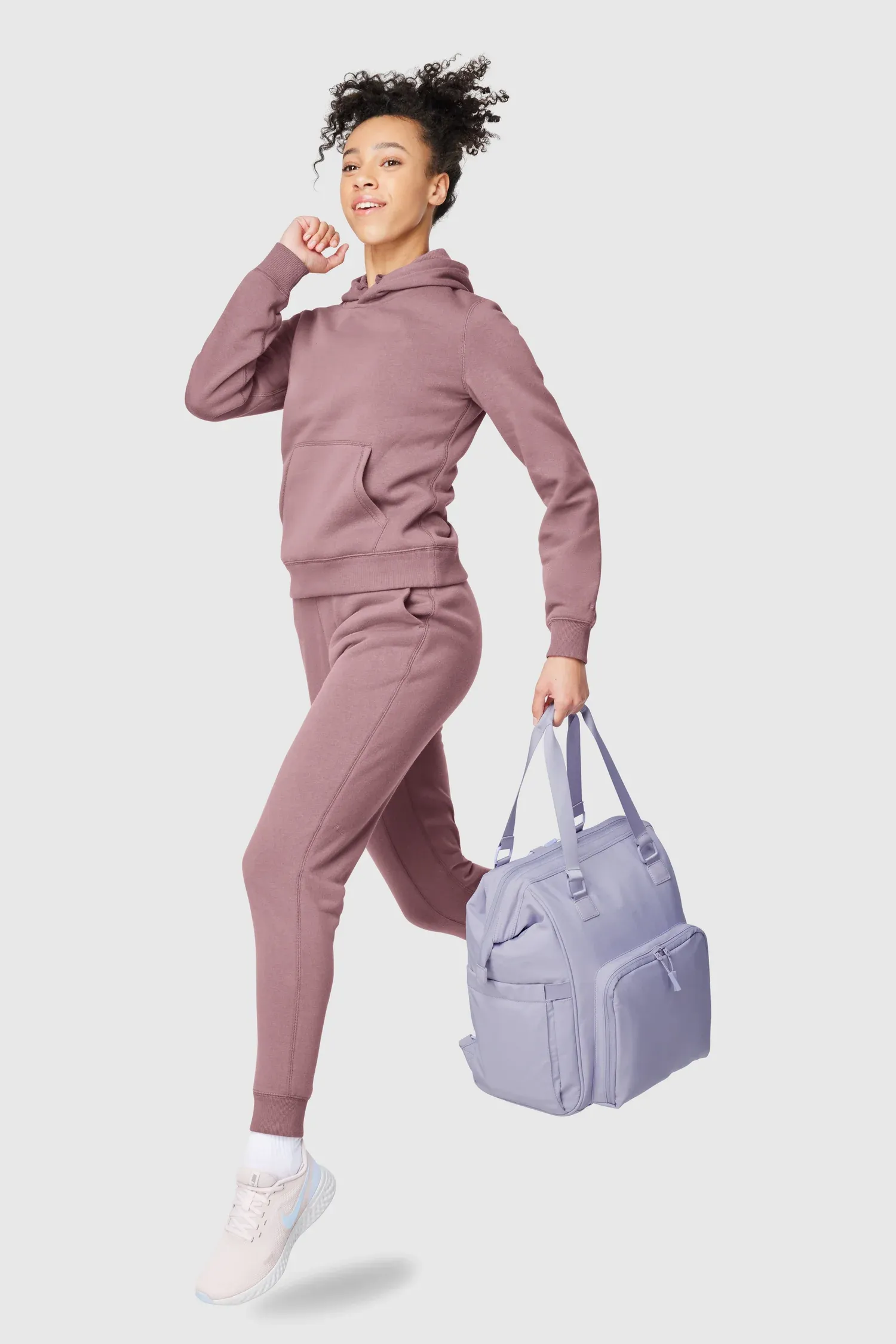 FWD — Frame Tote 2.0, carried