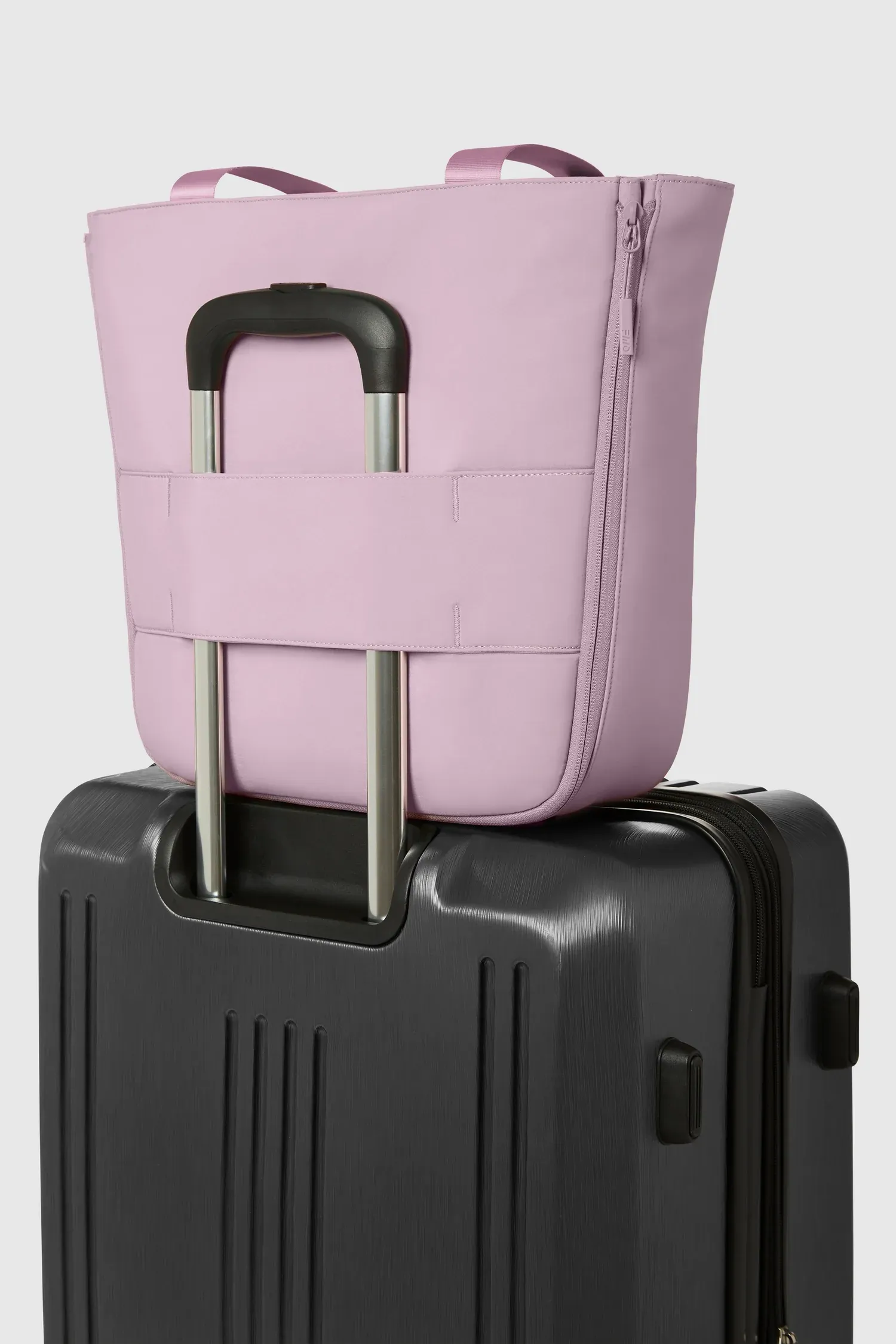 FWD — The Hold All Tote, luggage pass-through