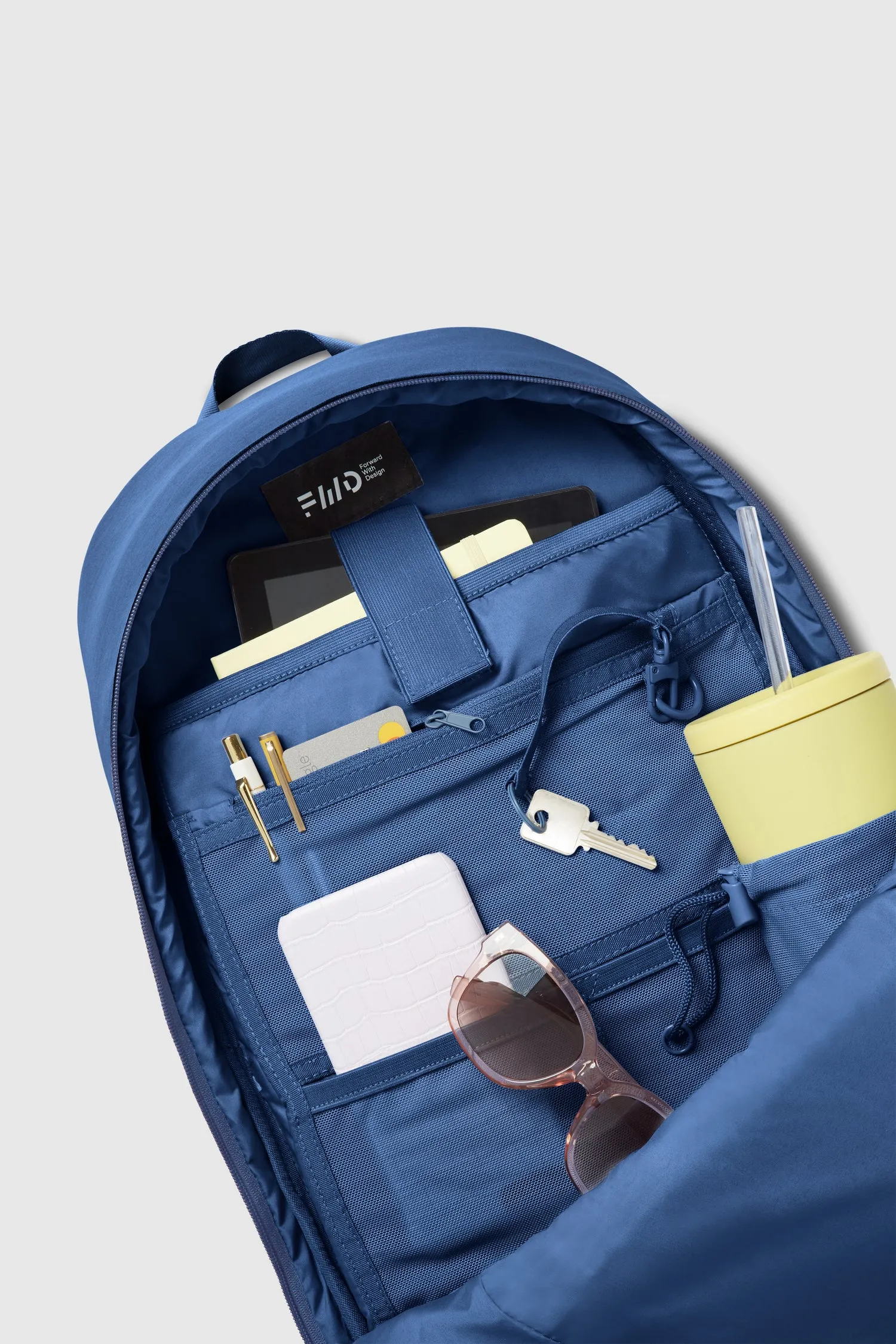 FWD — Pleated Pack 18L, interior organization